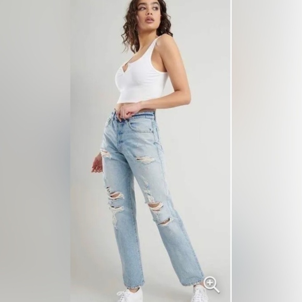 Garage MOM High Waisted Distressed Faded Straight leg Jeans size 5 size 26